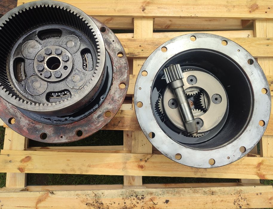 Układ planetarny,zwrotnica Case Magnum 225,235,250,255,260,280,290,305