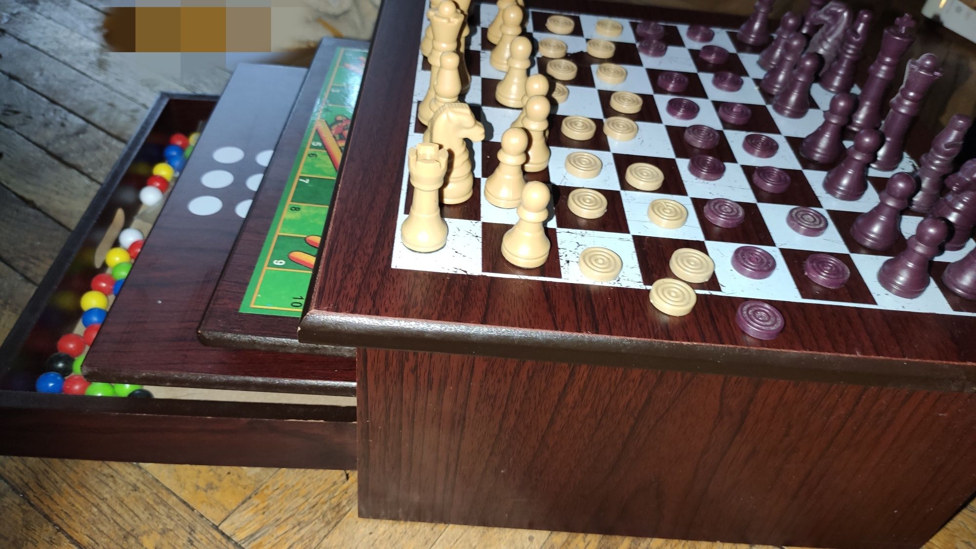Drewniany zestaw do gier planszowych szachy warcaby pudełko