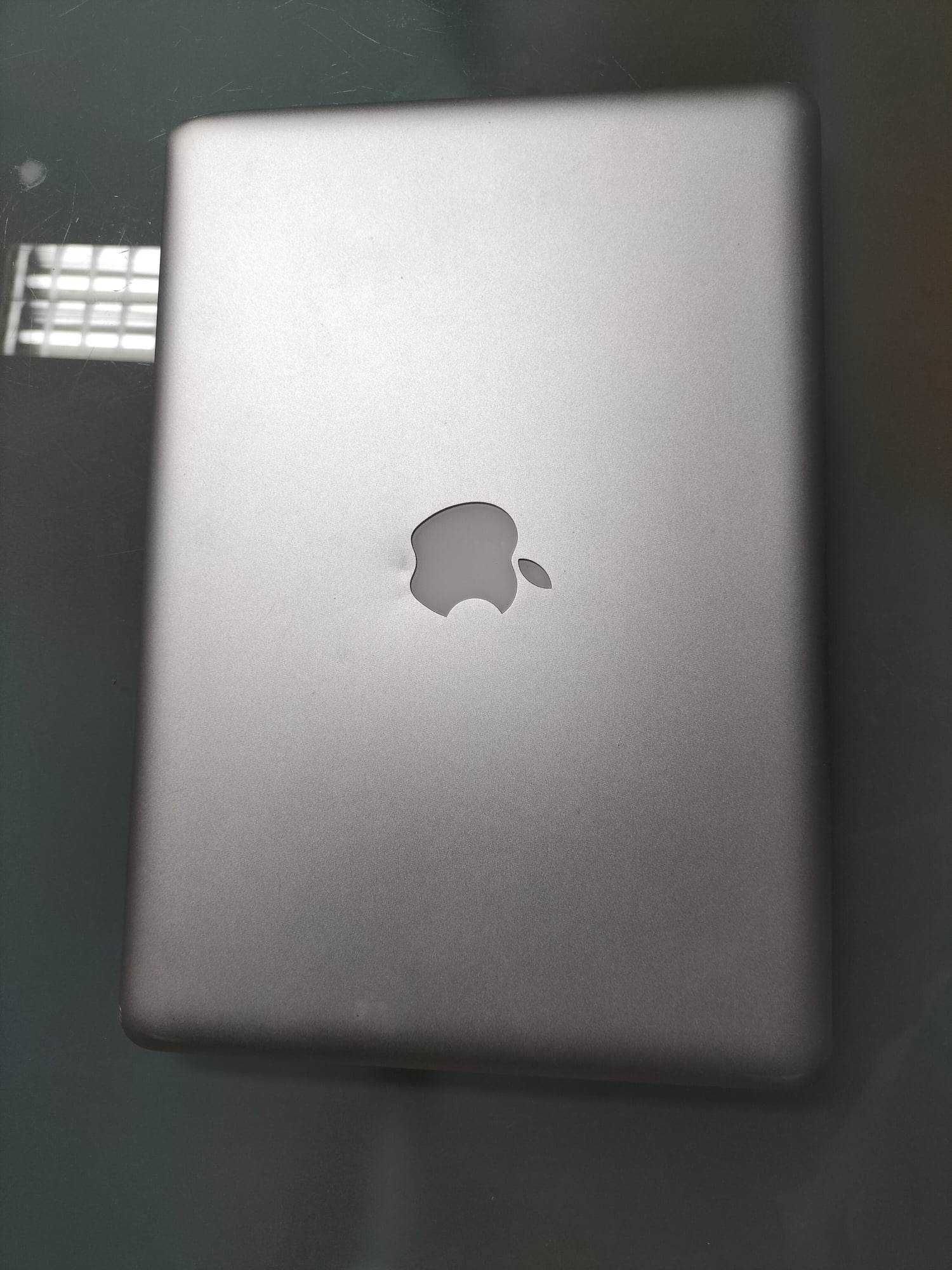 MacBook Pro 13' (2009)