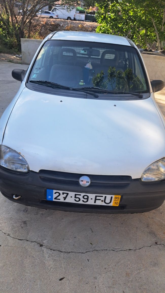 Corsa comercial branco