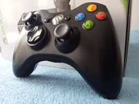 Nowy oryginalny pad bezprzewodowy Xbox 360 Microsoft i adapter pc