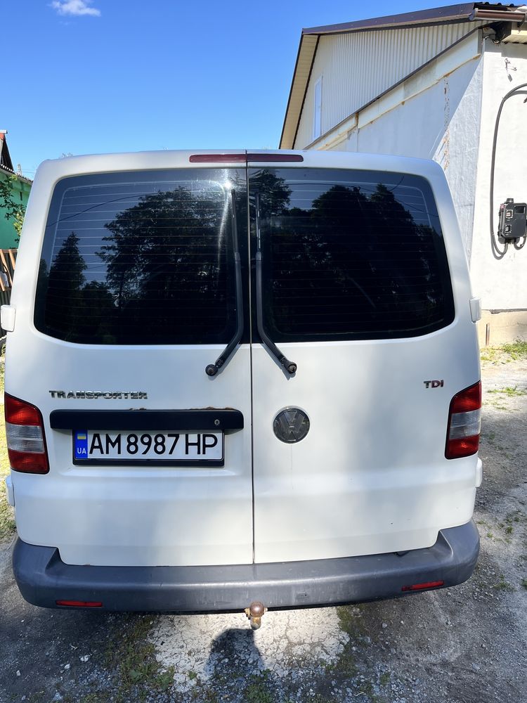 Volkswagen transporter T5 2.5TDI
