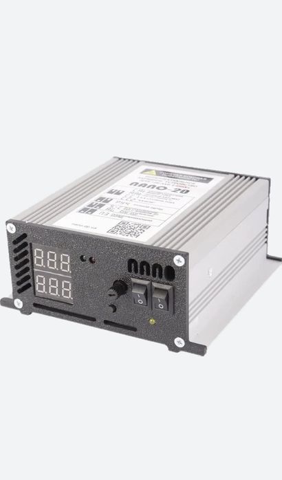 Зарядний пристрій для авто, зарядное устройство