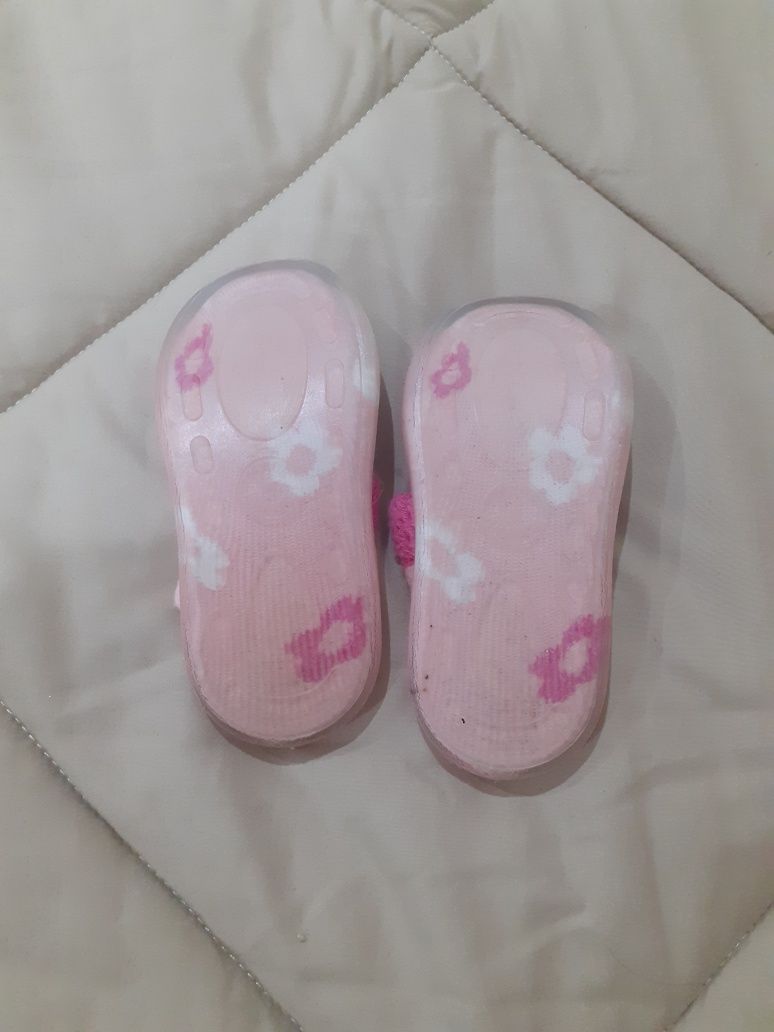 Pantufas e chinelas