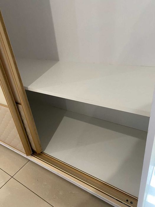 шкаф купе шафа з полицями