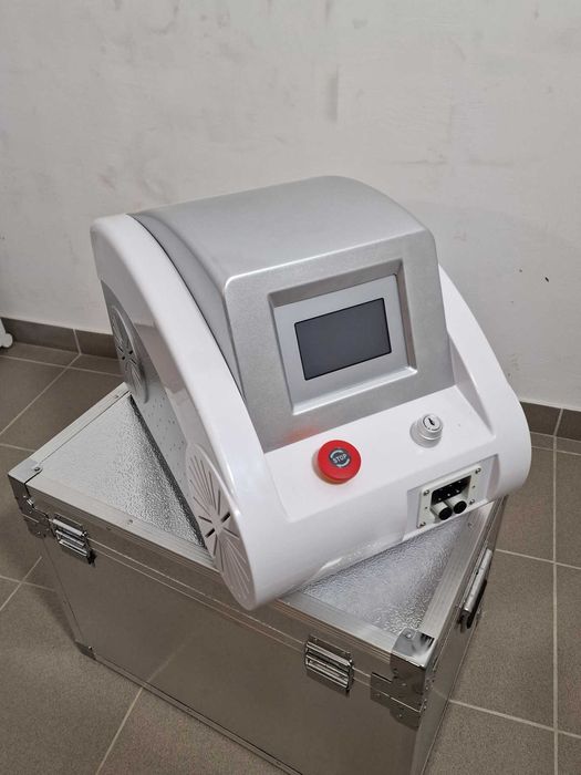 przenośny Laser ND YAG z funkcją usuwania tatuaży oraz pigmentów.