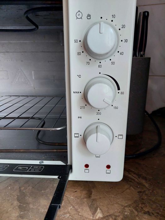 Продається піч електрична Saturn