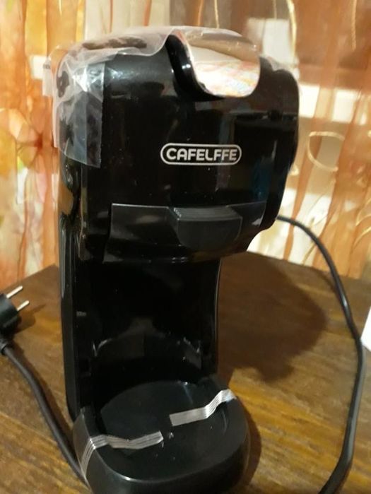 Кофемашина капсульная Cafelffe