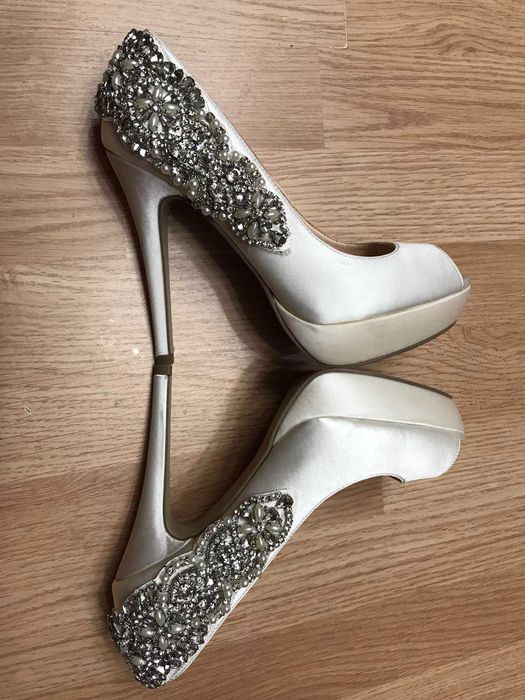 Туфли белые Pink стразы жемчуг свадебные р.37,5/38 ст.25/24,5см