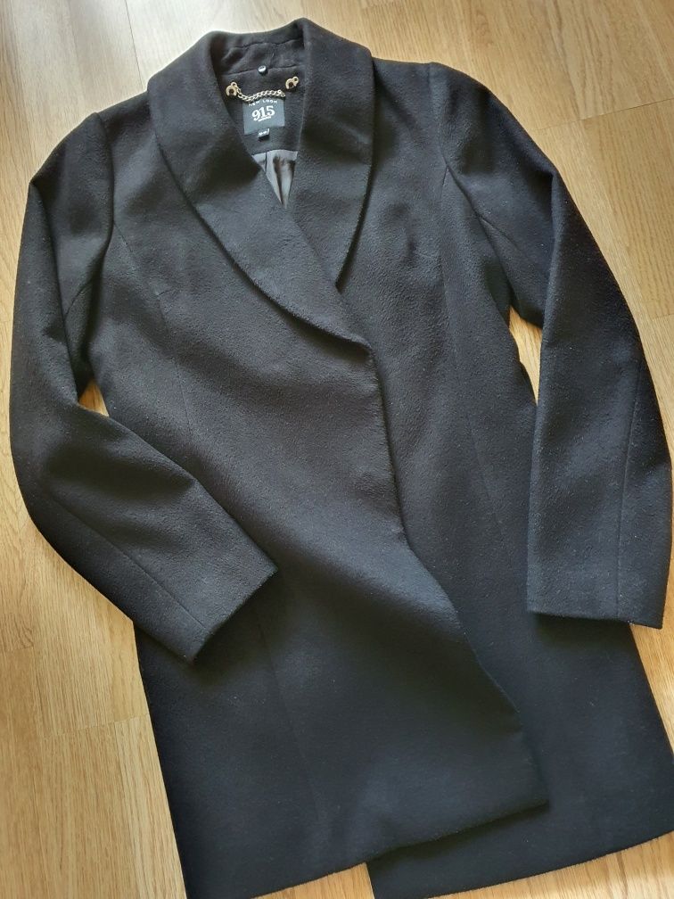 Чорне пальто New Look  XS