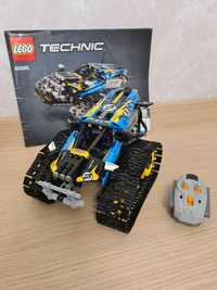 LEGO Technic вездеход (42095)