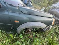 Передні Крила до Land Rover Freelander 2001 (ціна за шт.)