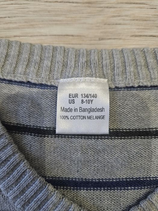 Sweter (rozm. 134/140)