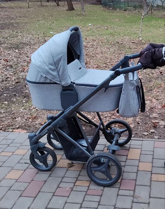 Коляска Bebeto flavio 2в1