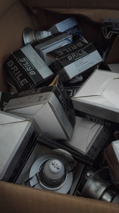 Lote peças de iluminação variadas