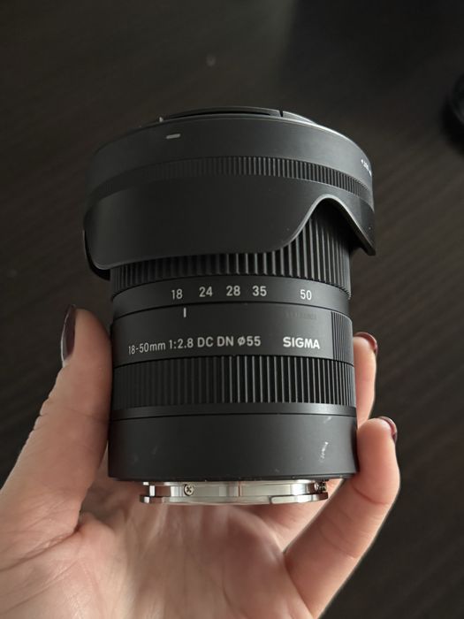 Sigma 18-50mm F2.8 DC DN (Sony E). На гарантії. Стан нового!