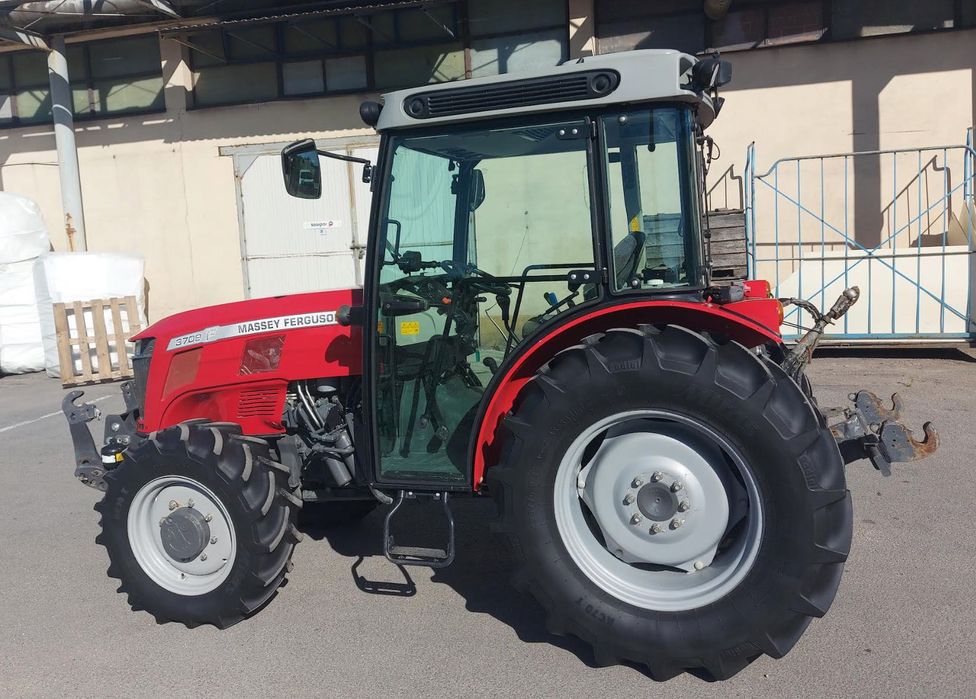 Massey Ferguson 3709F ciągnik sadowniczy sadownik # stan idealny
