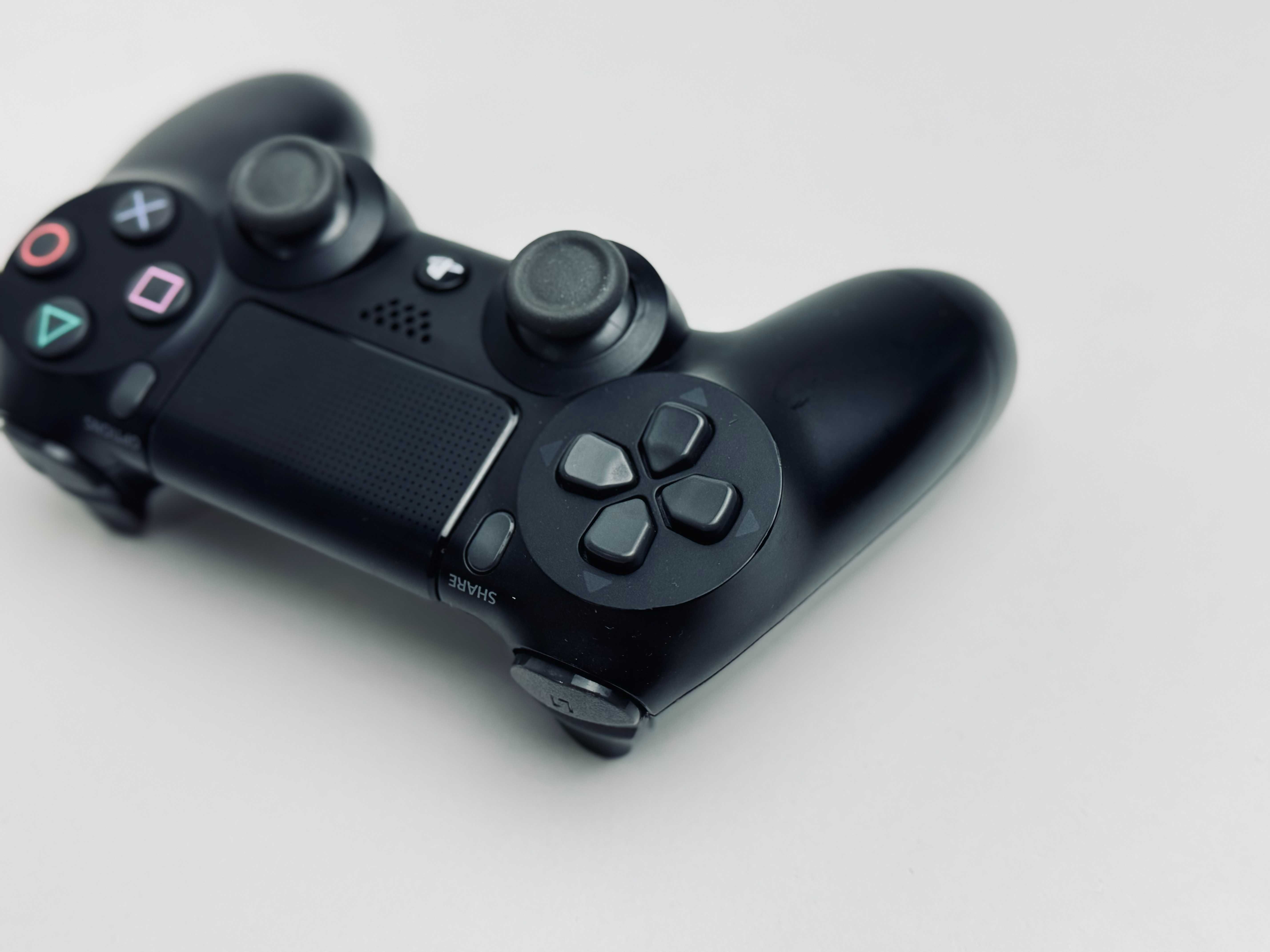 Oryginalny pad bezprzewodowy do PS4 Dualshock 4, czarny!