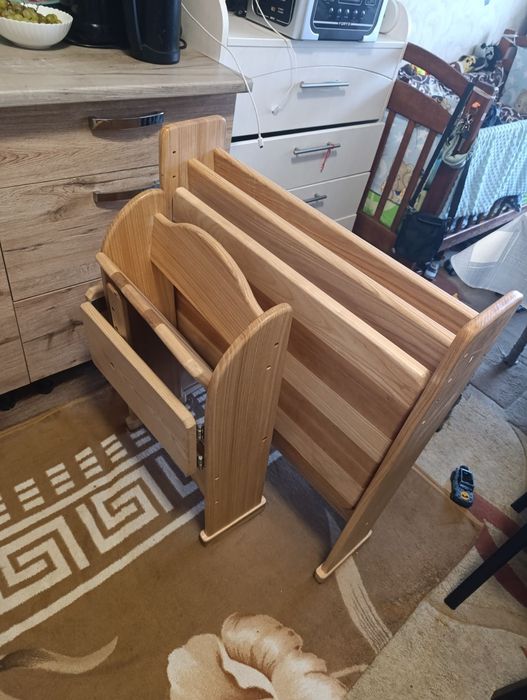 Продам дитячу парту ручної роботи