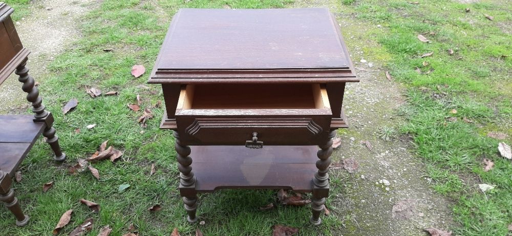 mobilia antiga de quarto casal