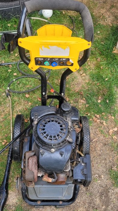 Myjka spalinowa Stanley