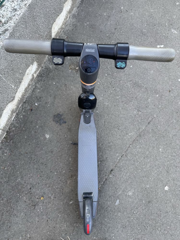 Електросамокат Ninebot ES4 Segway до 30км/ч