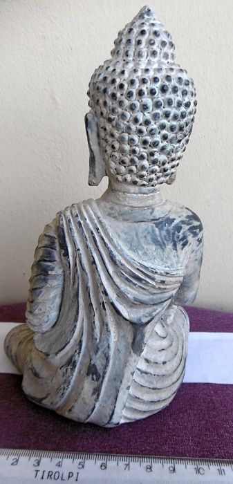 Figurka Buddy Budda siedzący - wysokość 20 cm