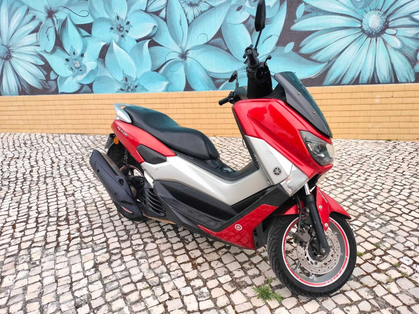 NMAX 2015 - Vermelha