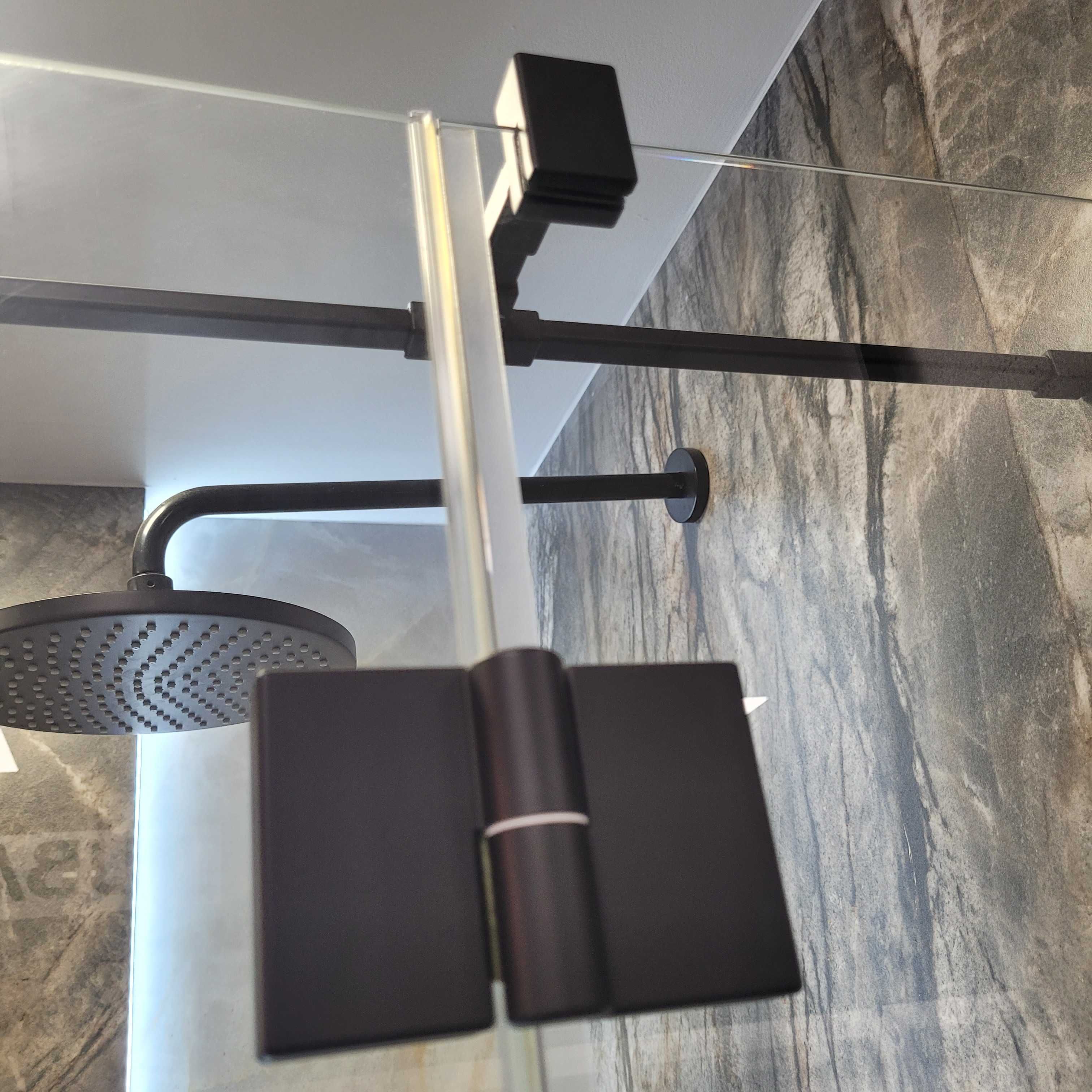 Kabina prysznicowa  Kermi Osia black 90x90cm otwierana na prawo