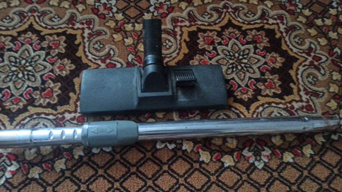 Пилосос Electrolux.