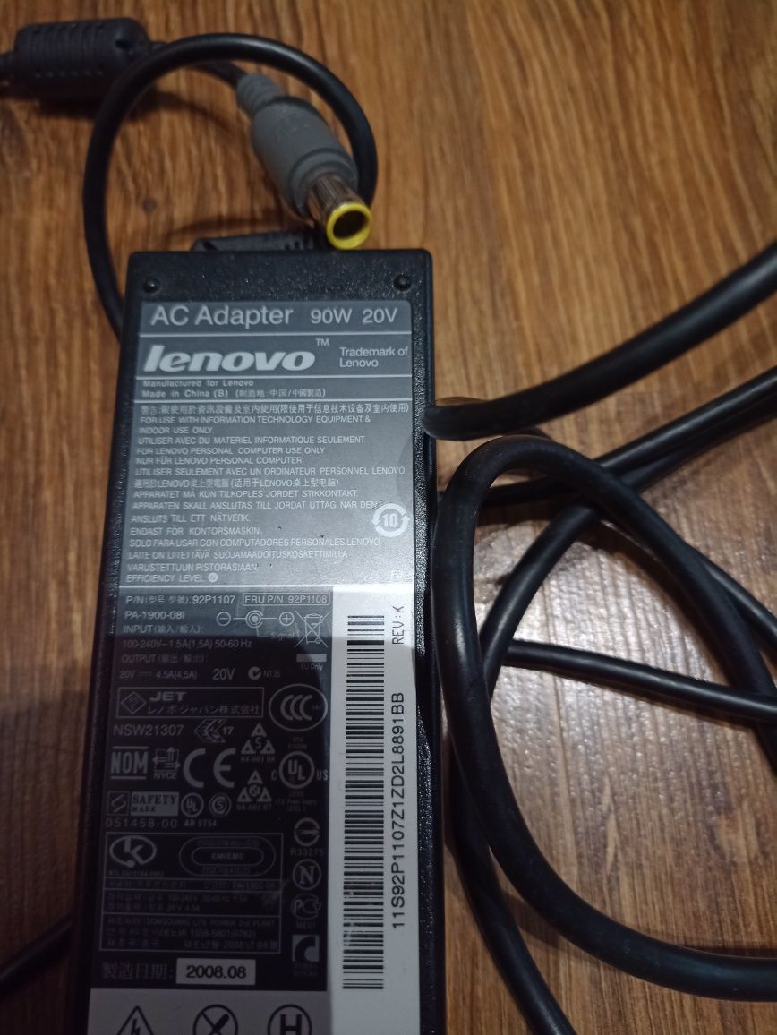 Zasilacz Lenovo 90W 20v