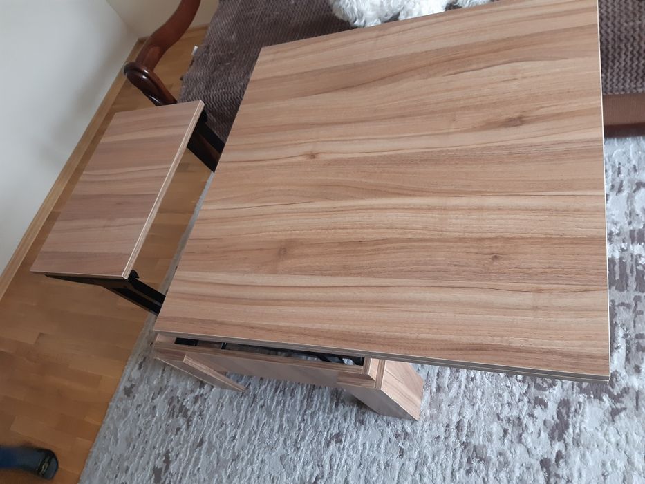 Стіл гостьовий розкладний