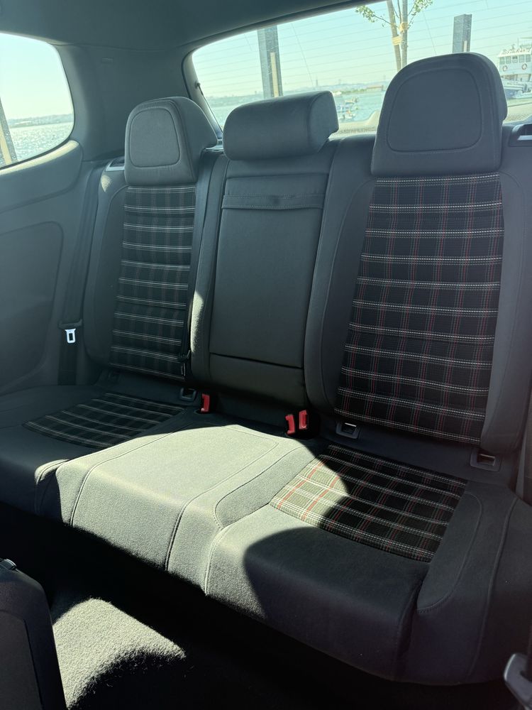 Golf V GTI 2005.