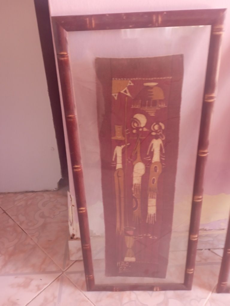 Pinturas com moldura