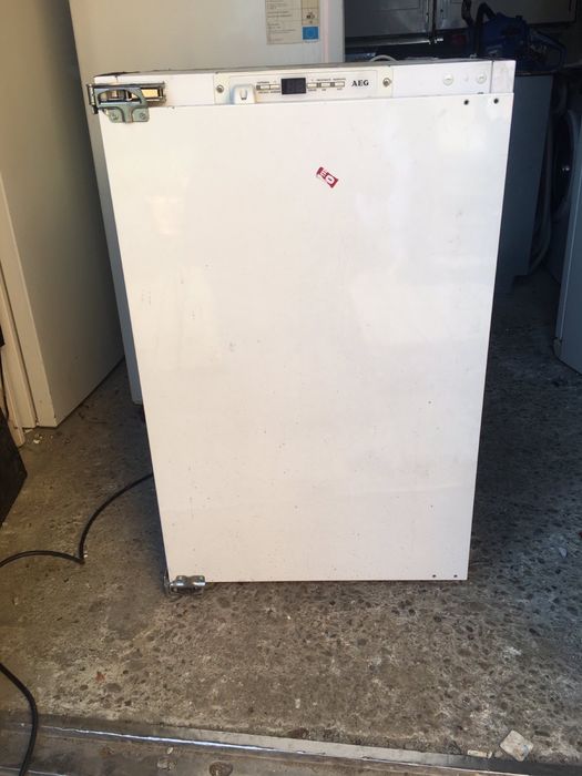 Морозильна камера. AEG