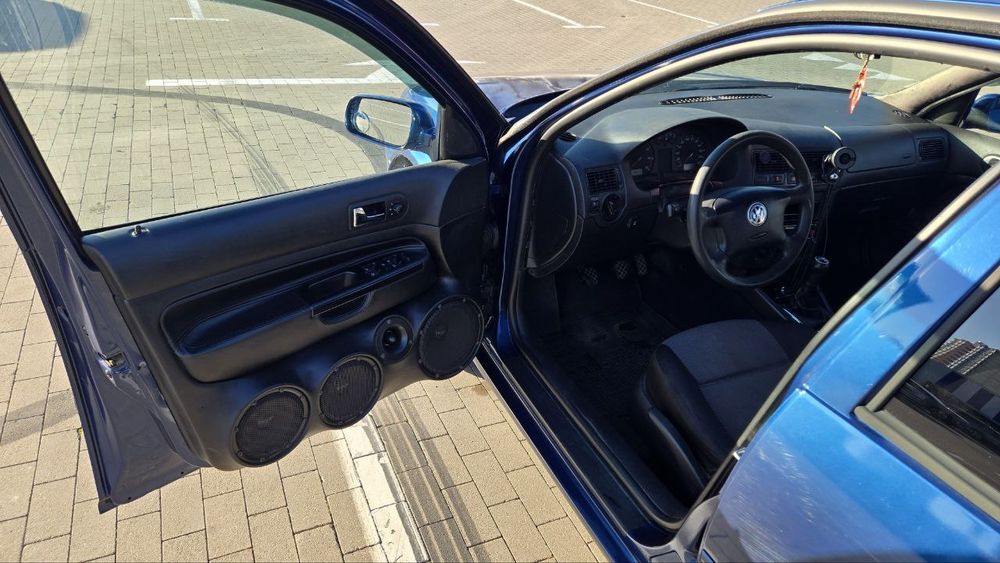 Гольф 4 на автозвуке