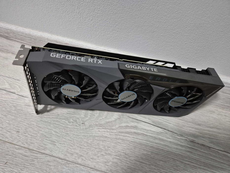ігрова відеокарта RTX3070 Gigabyte EAGLE OC в ідеалі. пломба. TRADE-IN
