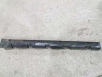 Крепление порога правое заднее MERCEDES GL 164 A1646982627