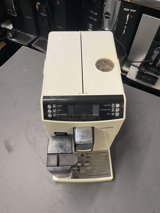 Кавомашина Philips Minuto 2017 р