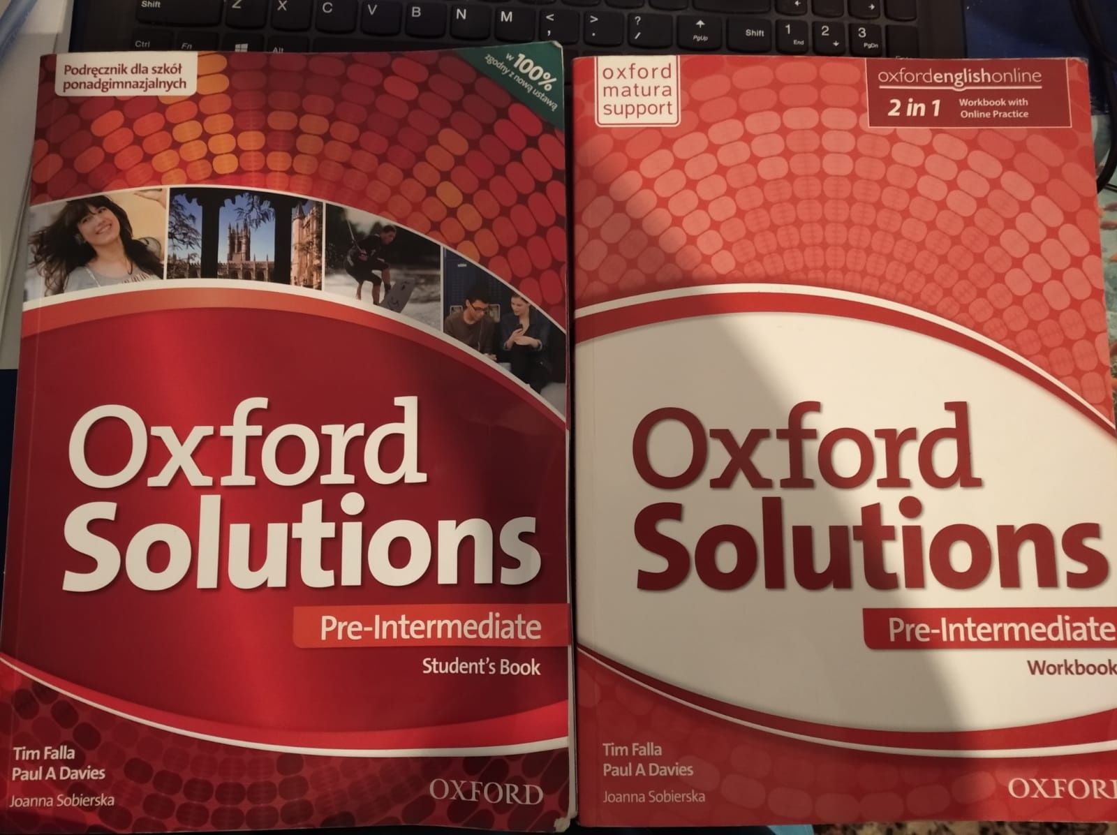 Książka Oxford solutions