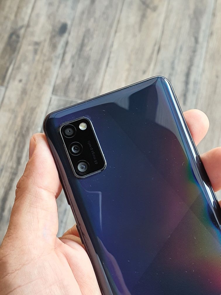 Samsung Galaxy A41, potrójny aparat, świetny stan, gwarancja