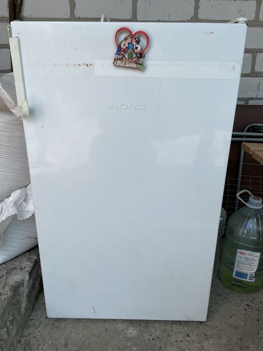 Продам холодильник