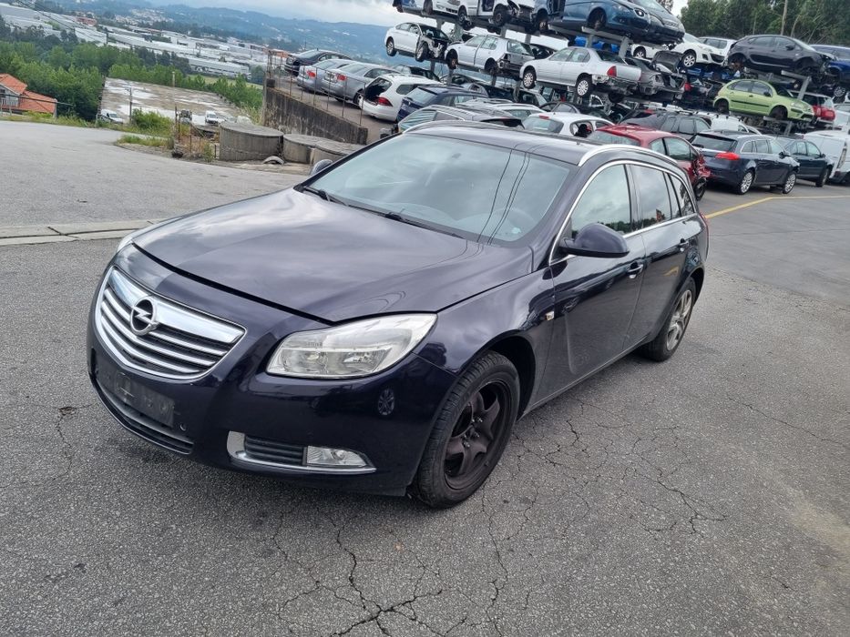 Opel Insignia 2.0 CDTi de 2012 para peças