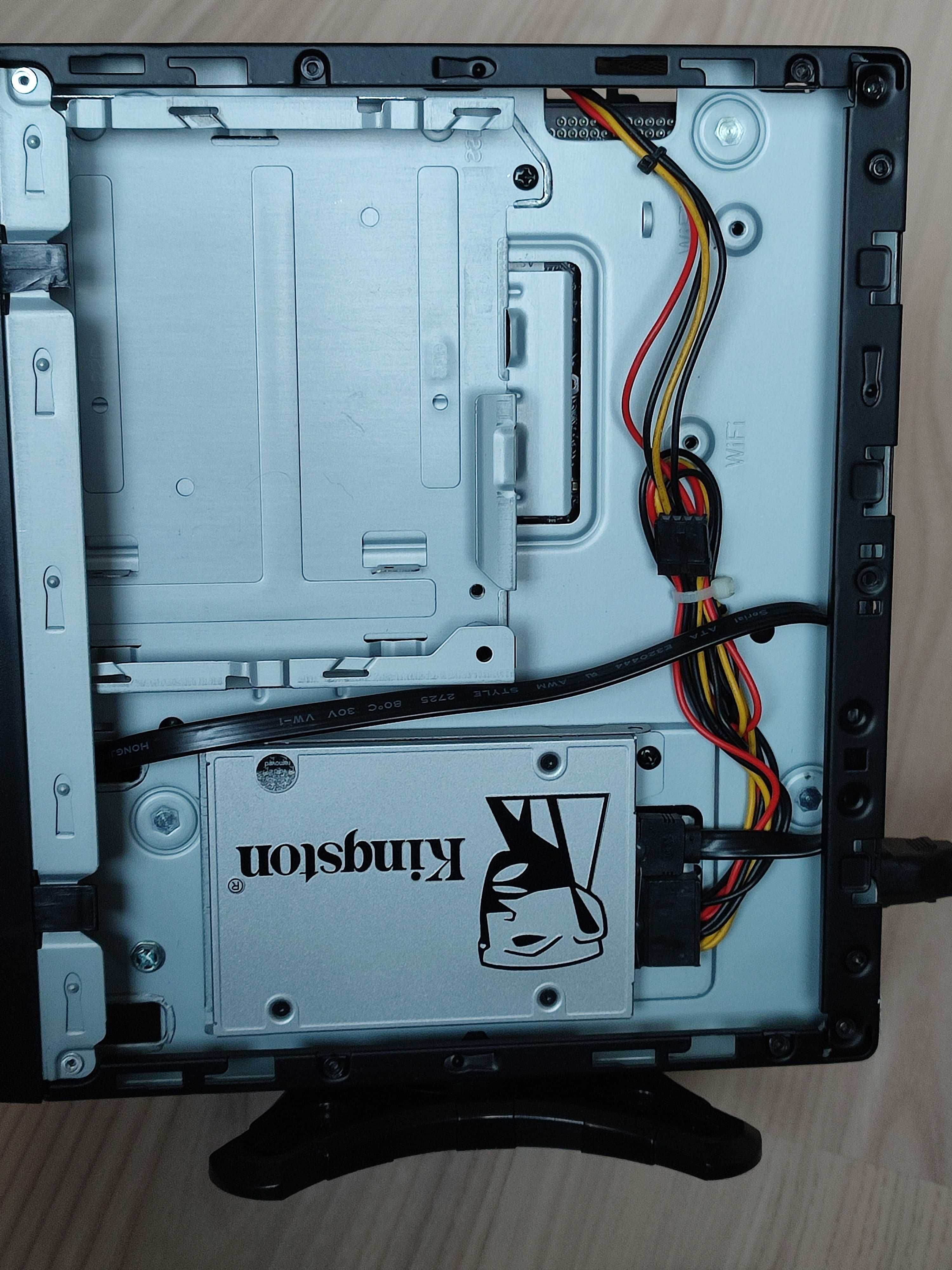 Міні системний блок для ПК (Intel J1800, DDR 4Gb, SSD 120Gb)