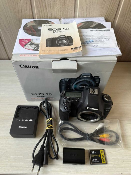 Canon 5D mark II ідеал, пробіг лише 11266 кадрів!!!