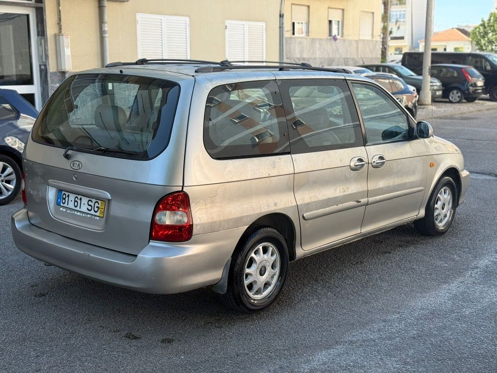 Kia  Carnival 2.9 Tdi