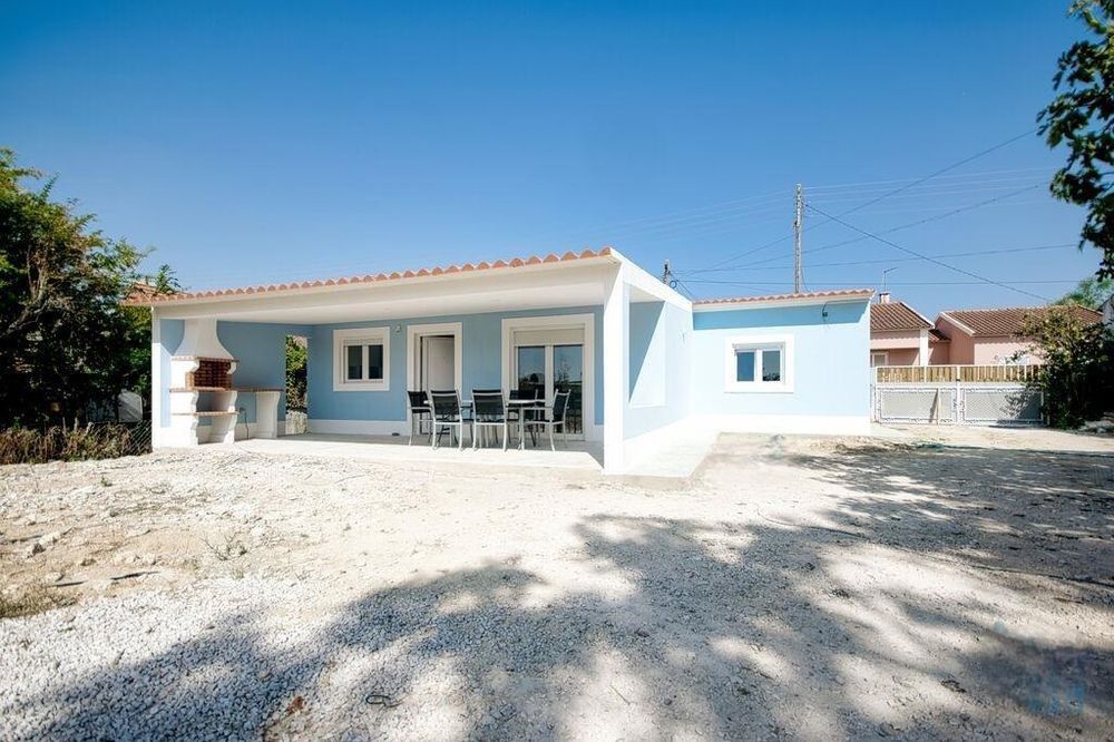 Moradia Térrea T3 NOVA! Quintinha 1200m2