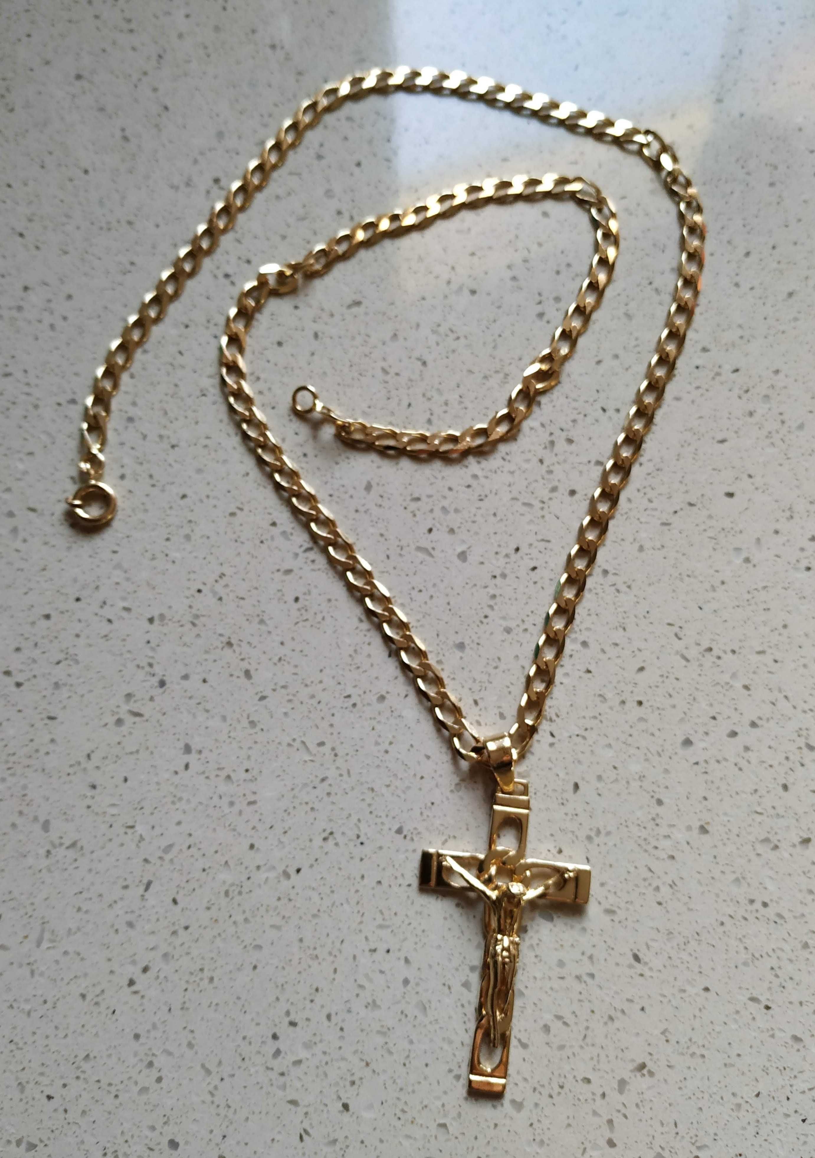 Fio com crucifixo em ouro de lei, 19.2k