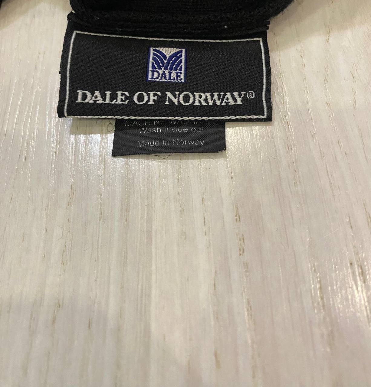 чоловічий светр Dale of Norway
100% Pure New Wool
Made In Norway