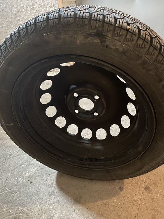 Kola stalowe zimowe plus opony